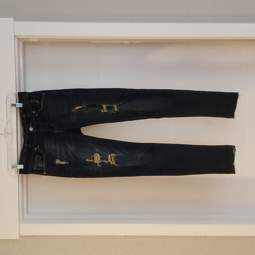 KanCan distressed skiny jeans